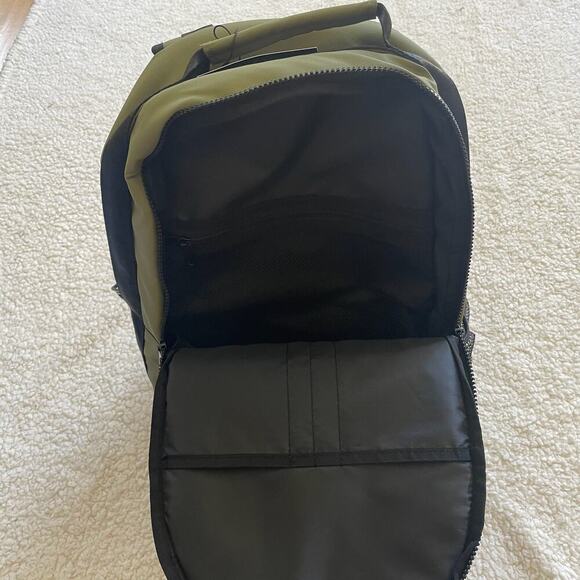 Atley James 3 Piece Backpack Set - Picture 6 of 16